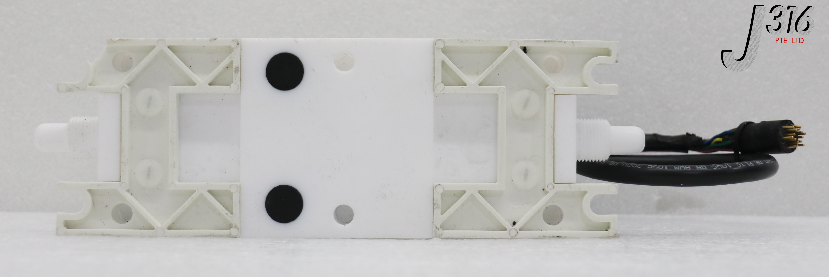 ボタン 34668 ENTEGRIS NT INTEGRATED FLOW CONTROLLER 6520-XX-F03-G01-K-P2